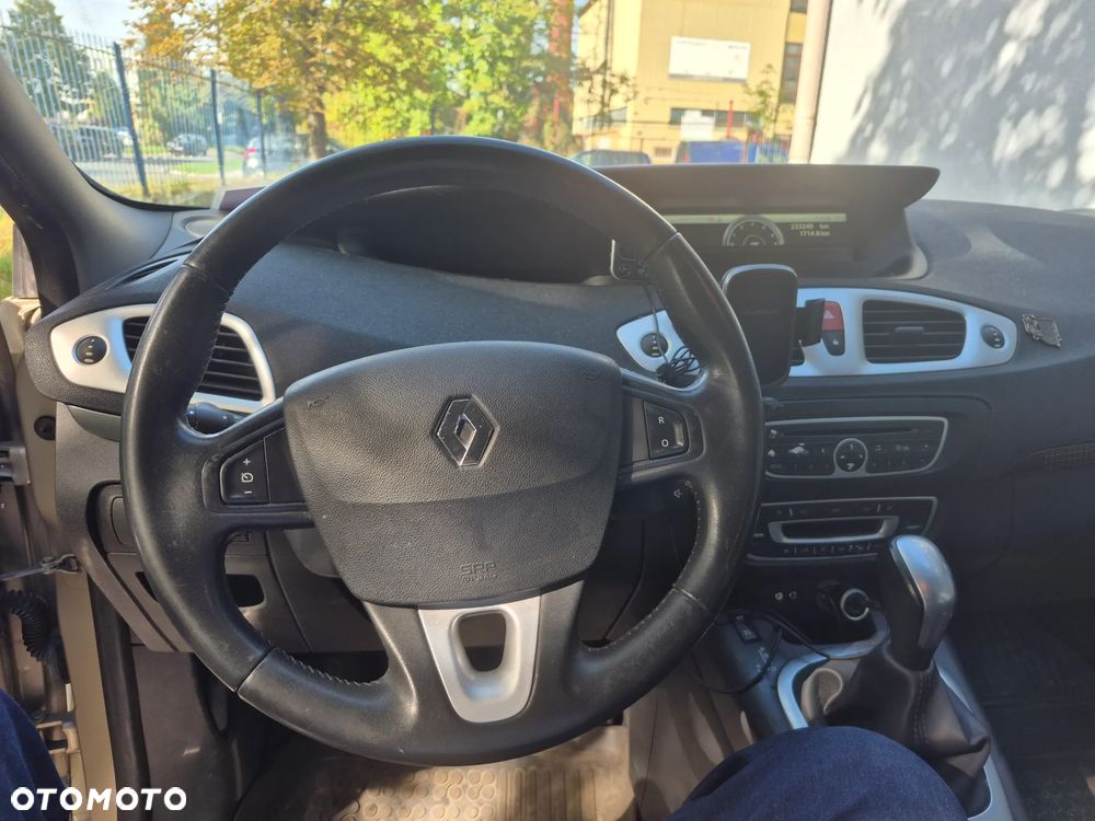 Renault Scenic 2010 photo 3