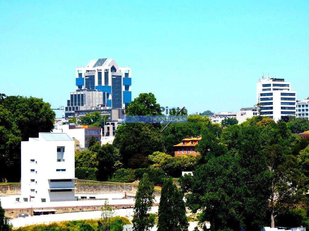 Apartamento T2 + 1, no centro da cidade do Porto. Portugal, Cedofei... - Grande imagem: 3/5