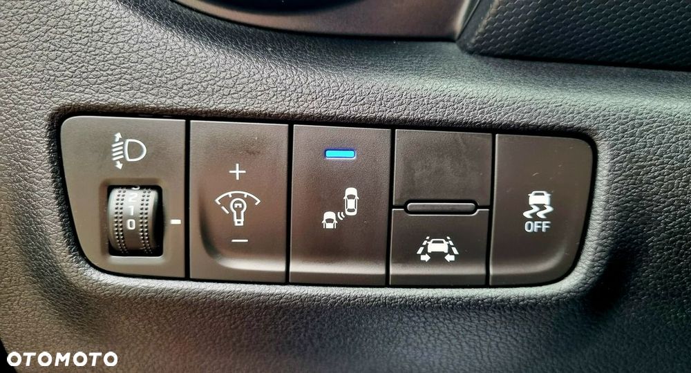 Hyundai Kona - 21