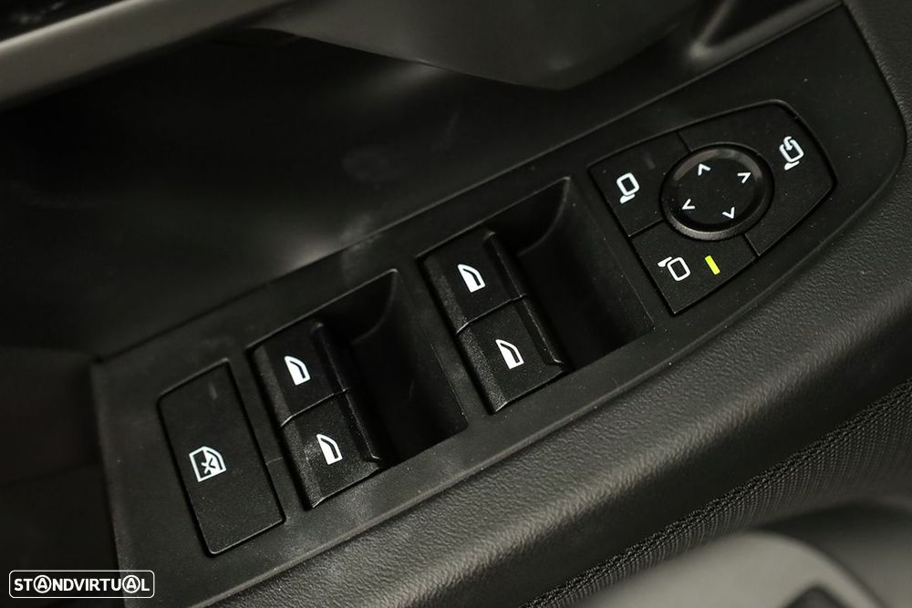 BMW 520 d Pack Desportivo M - 26