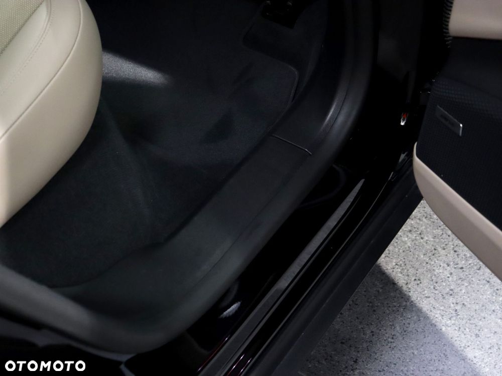 Porsche Macan 4 100kWh - 31