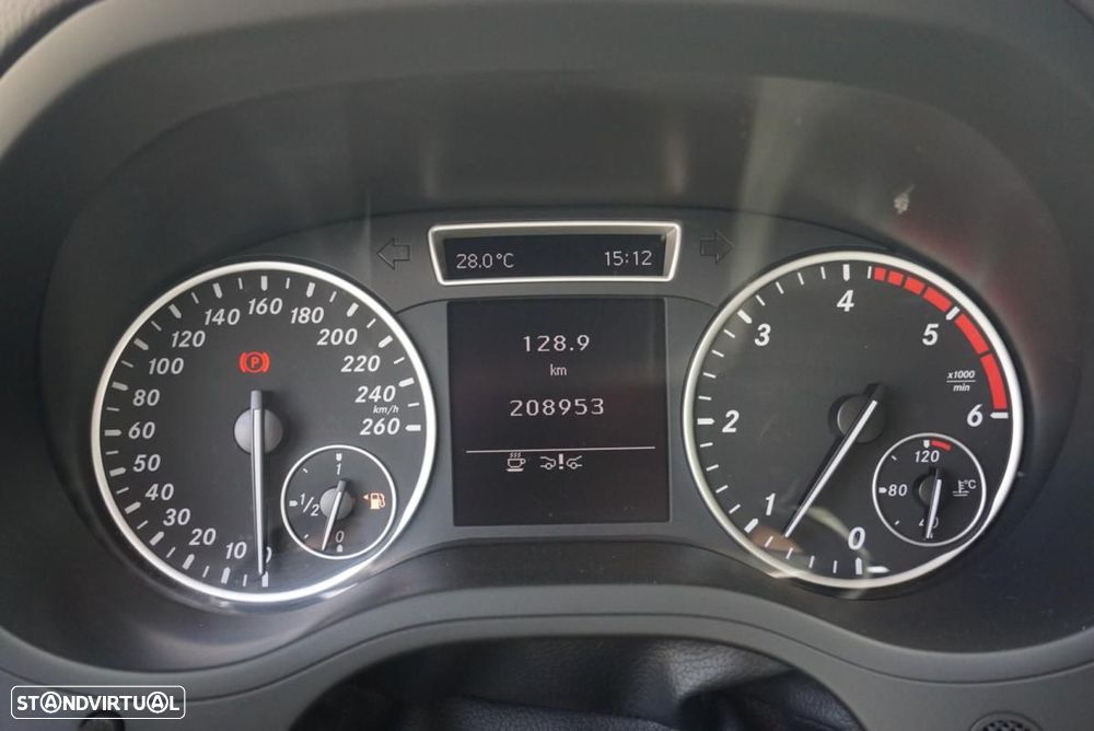 Mercedes-Benz B 180 CDI BlueEFFICIENCY - 24