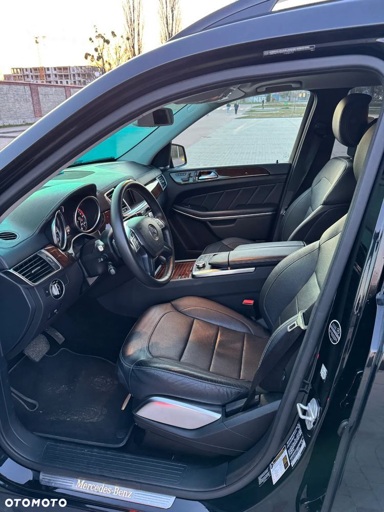 Mercedes-Benz GL 500 4Matic (BlueEFFICIENCY) 7G-TRONIC - 10