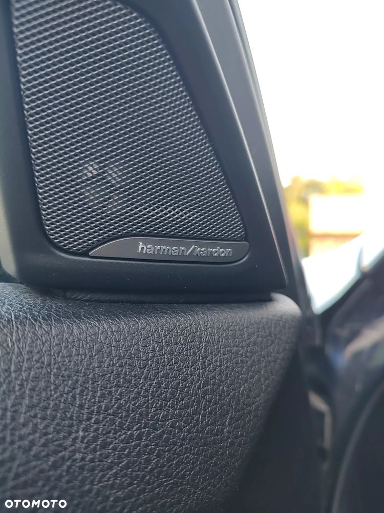 BMW Seria 5 535d Sport-Aut Modern Line - 27