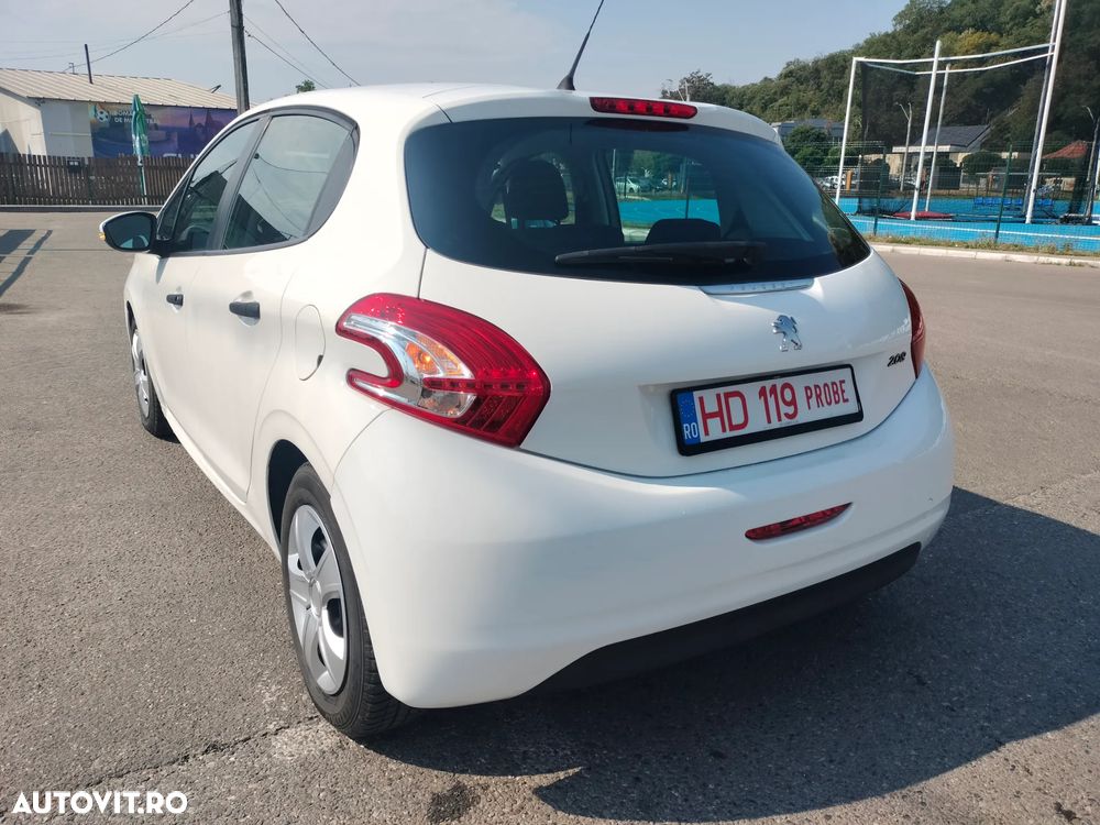 Peugeot 208 - 19