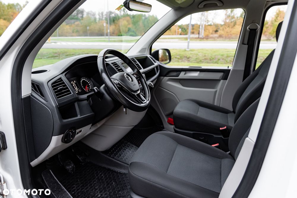 Volkswagen Transporter - 16