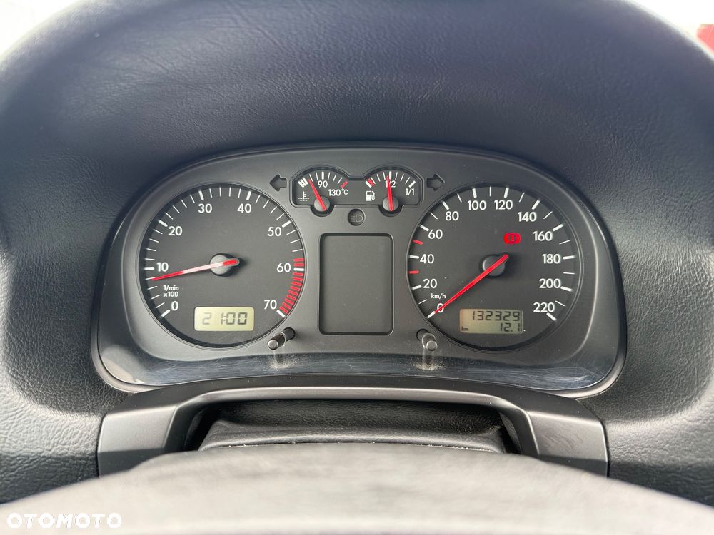 Volkswagen Golf 1.4 Q - 10