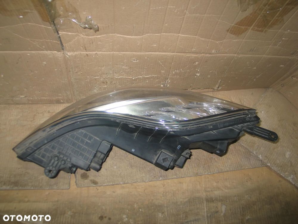 lampa prawy przod HYUNDAI IX20 10-15r 92102-1KXXX 92102-1KYXY europa - 10