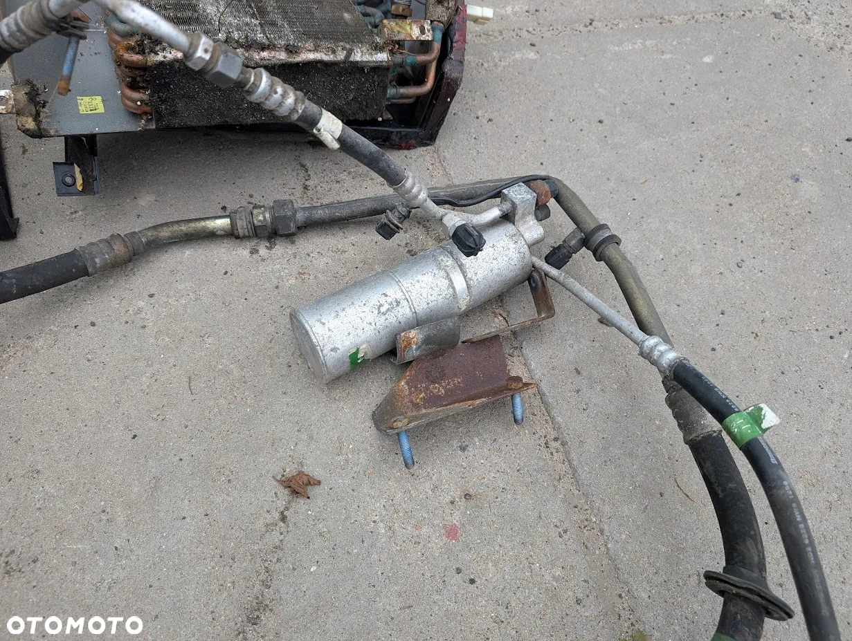 Zestaw oryginalnej klimatyzacji Mercedes Vario kompresor instalcja skraplacz przowody sterowanie nagrzewnica - 16