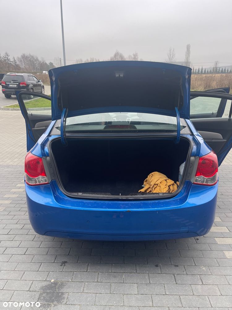 Chevrolet Cruze 1.8 LT - 13
