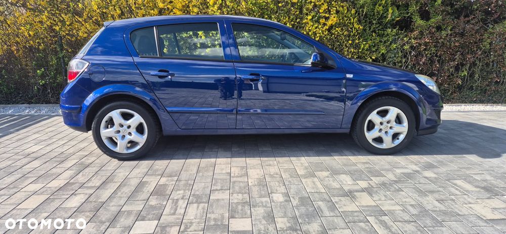 Opel Astra 1.6 Edition - 10