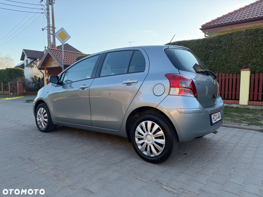 Toyota Yaris 1.33 Luna Start - 17