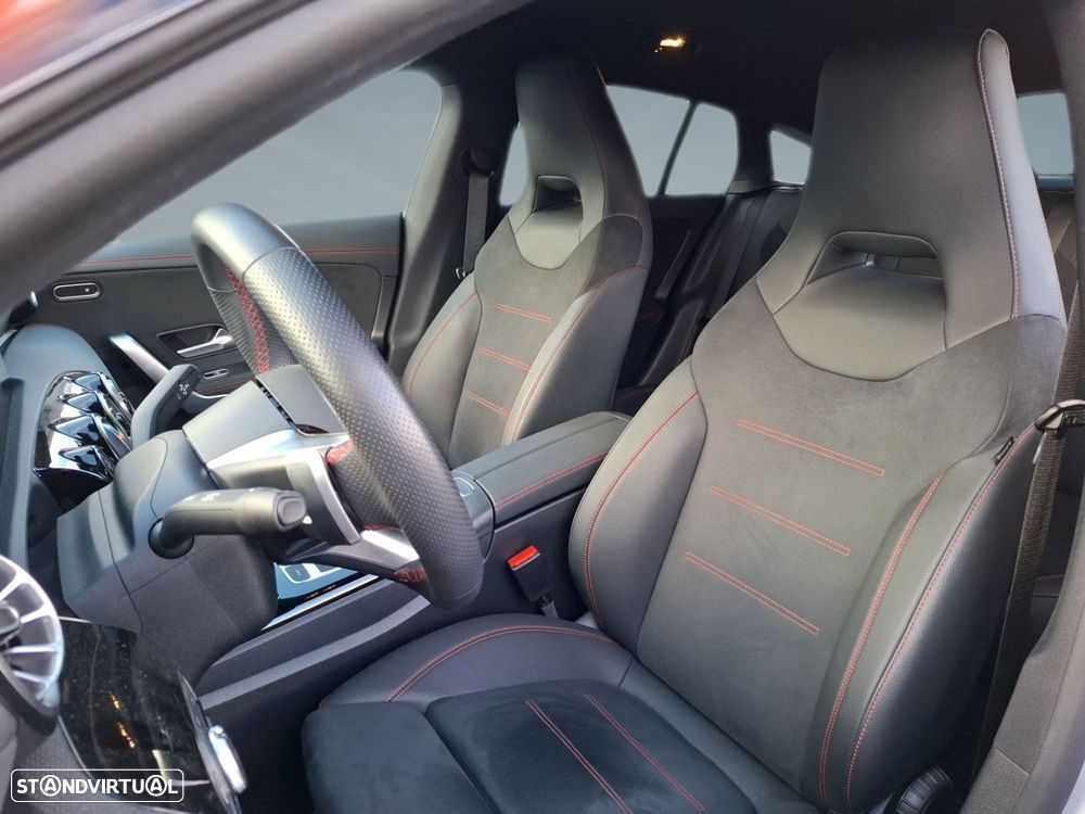 Mercedes-Benz CLA 200 d Shooting Brake AMG Line Aut. - 11