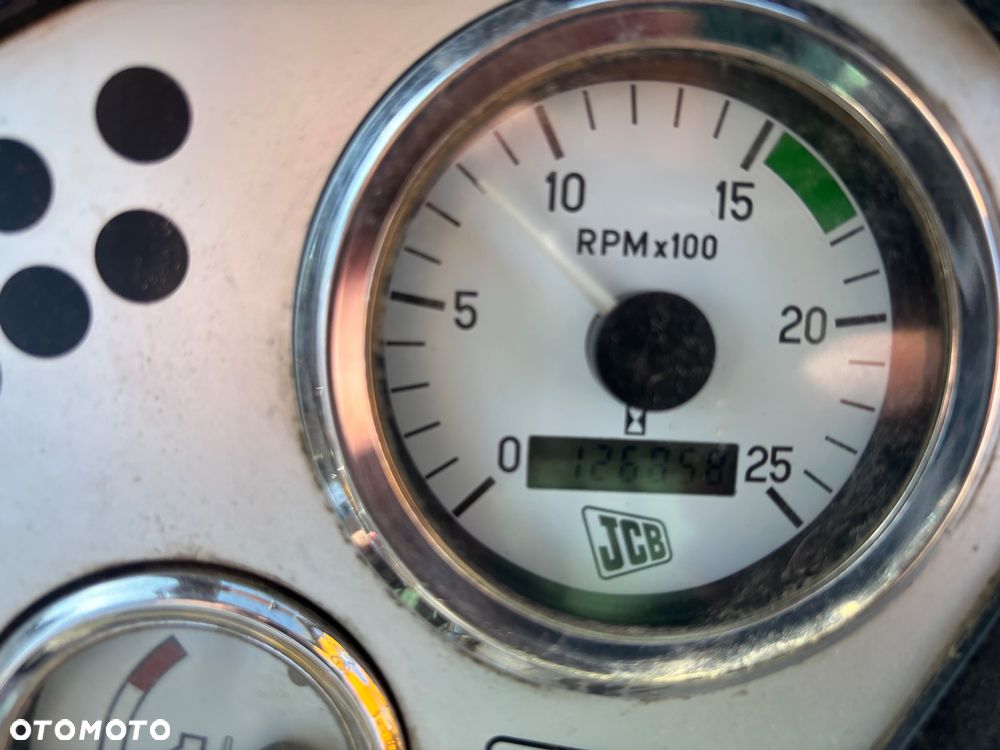 JCB 3CX - 7