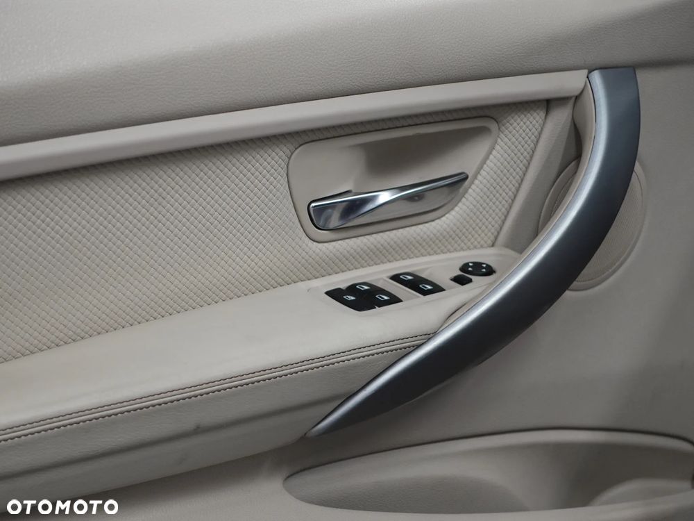 BMW Seria 3 - 18