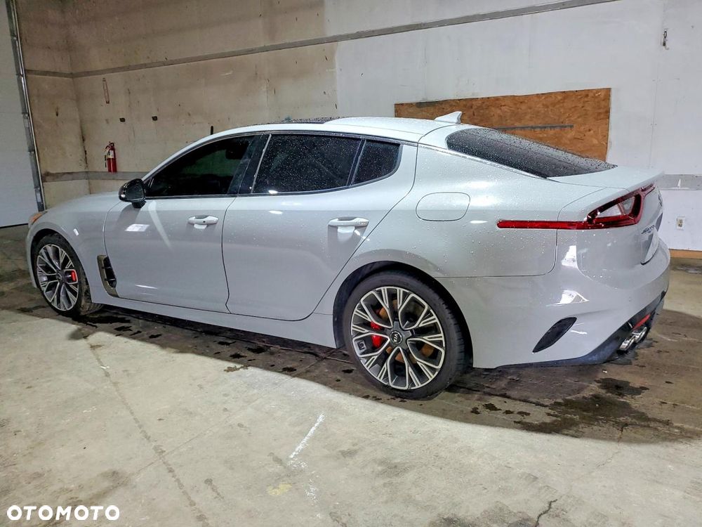 Kia Stinger 3.3 T-GDI AWD OPF GT - 3