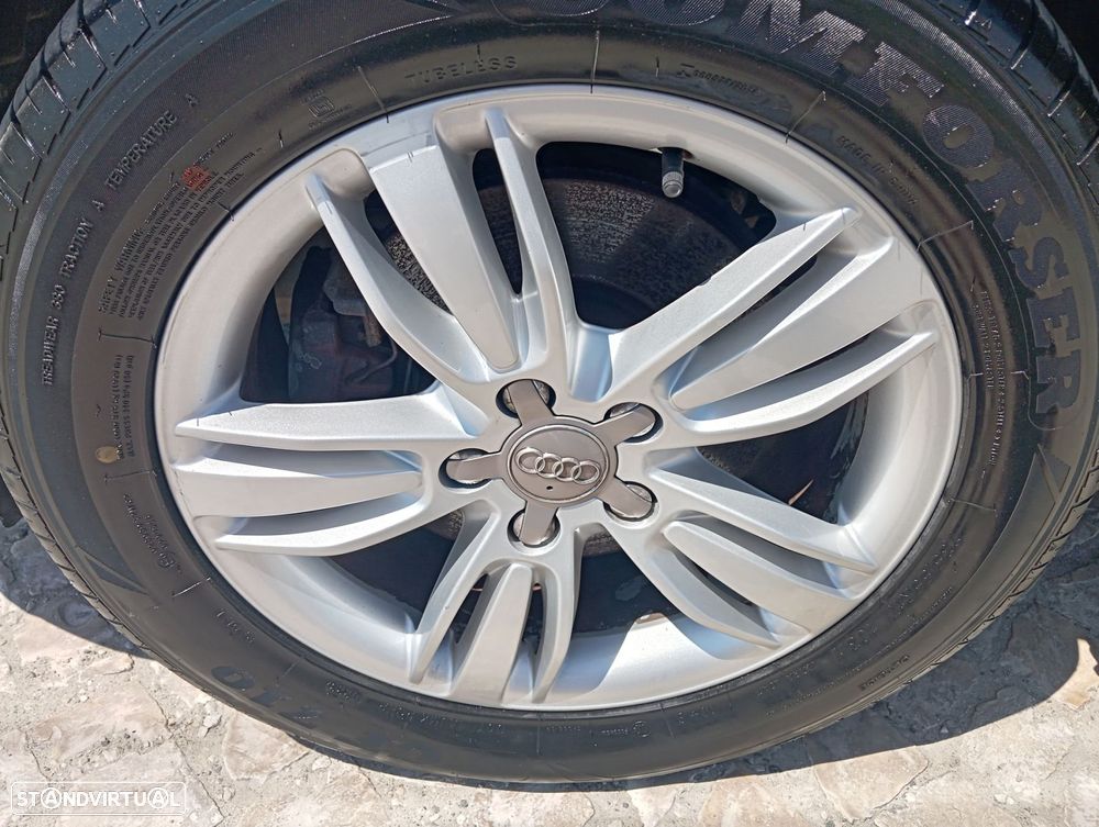Audi Q3 2.0 TDI Attraction - 5