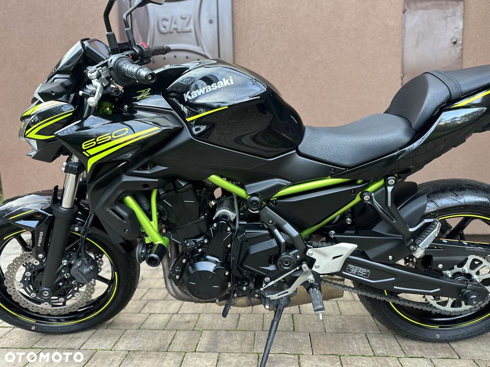 Kawasaki Z 650 - 10
