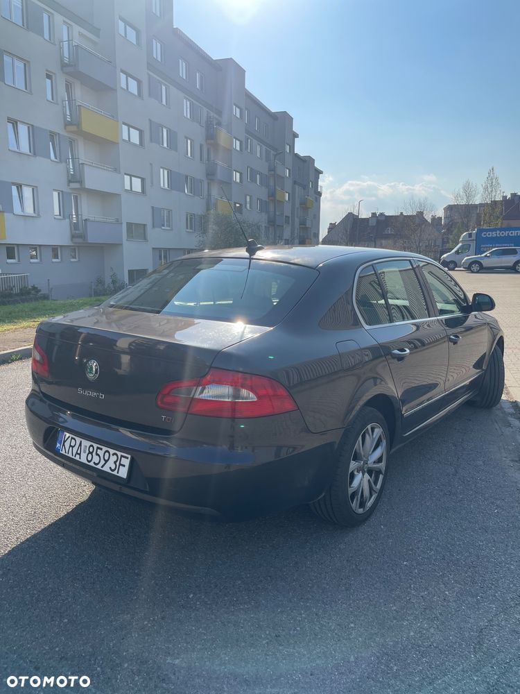Skoda Superb 2.0 TDI Comfort - 3