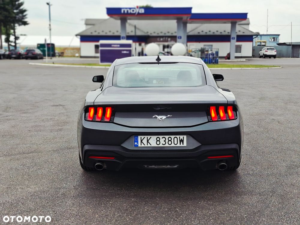 Ford Mustang 2.3 Eco Boost - 9