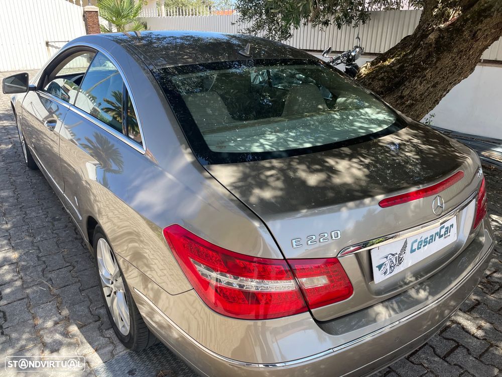Mercedes-Benz E 220 - 16