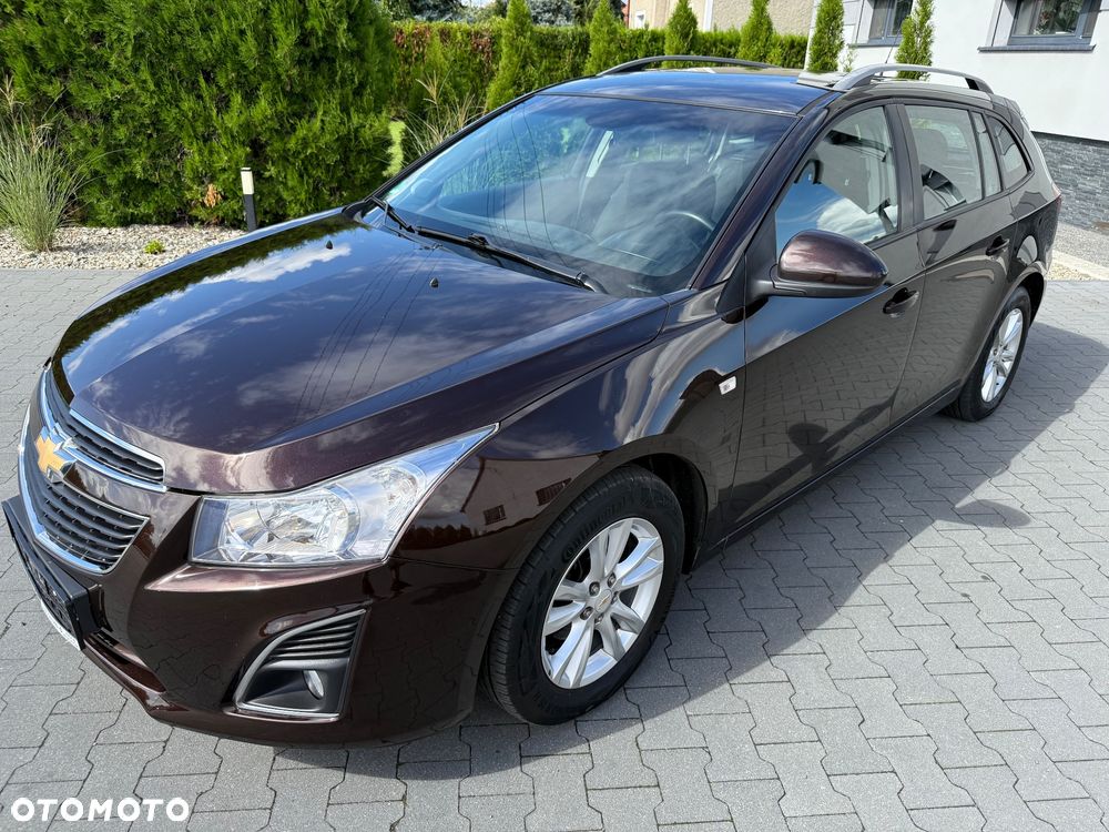 Chevrolet Cruze 1.6 LS+ - 1