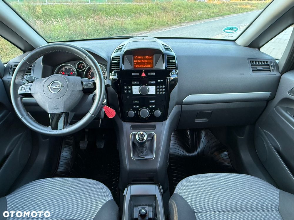 Opel Zafira - 29