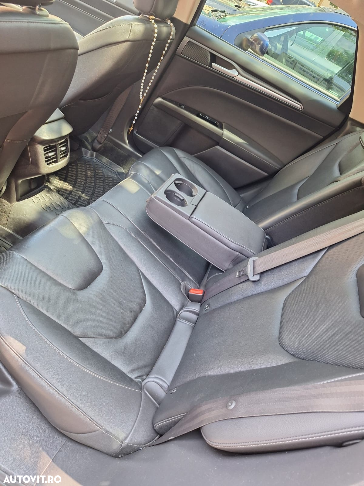 Ford Mondeo - 11