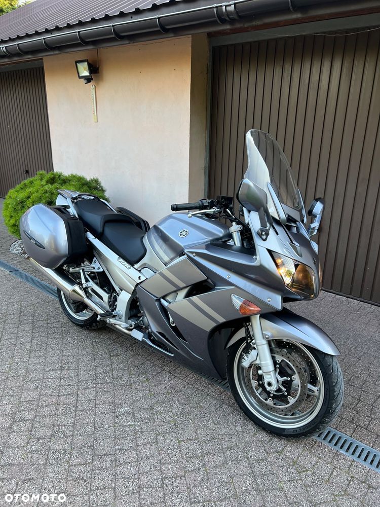 Yamaha FJR - 1