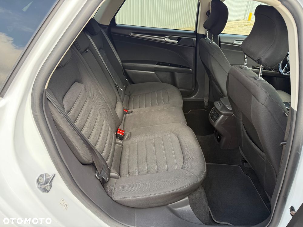 Ford Mondeo 2.0 EcoBlue Titanium - 12