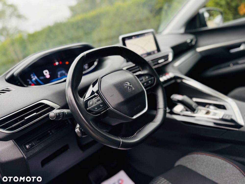 Peugeot 3008 BlueHDi 130 Stop & Start EAT8 Allure - 25
