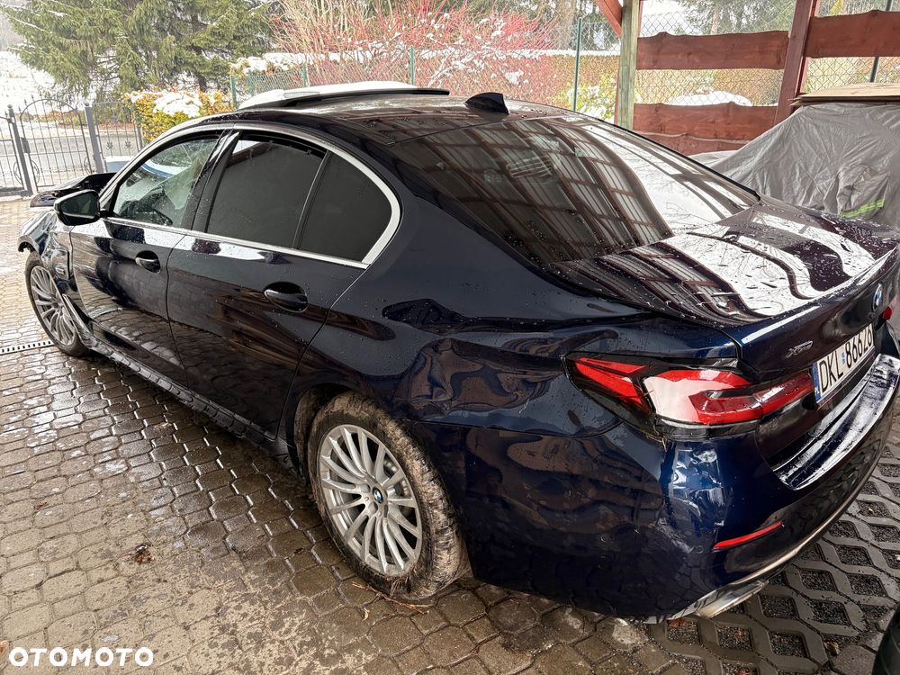 BMW Seria 5 530e xDrive Luxury Line sport - 6
