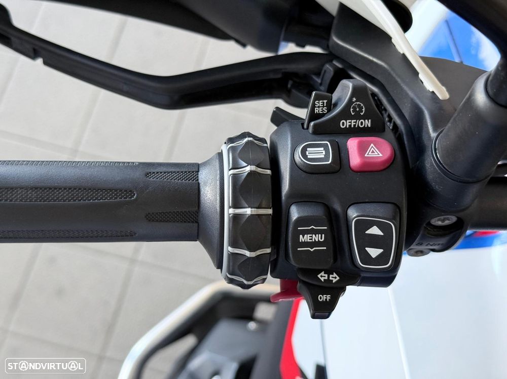 BMW R 1300 GS TROPHY - 8