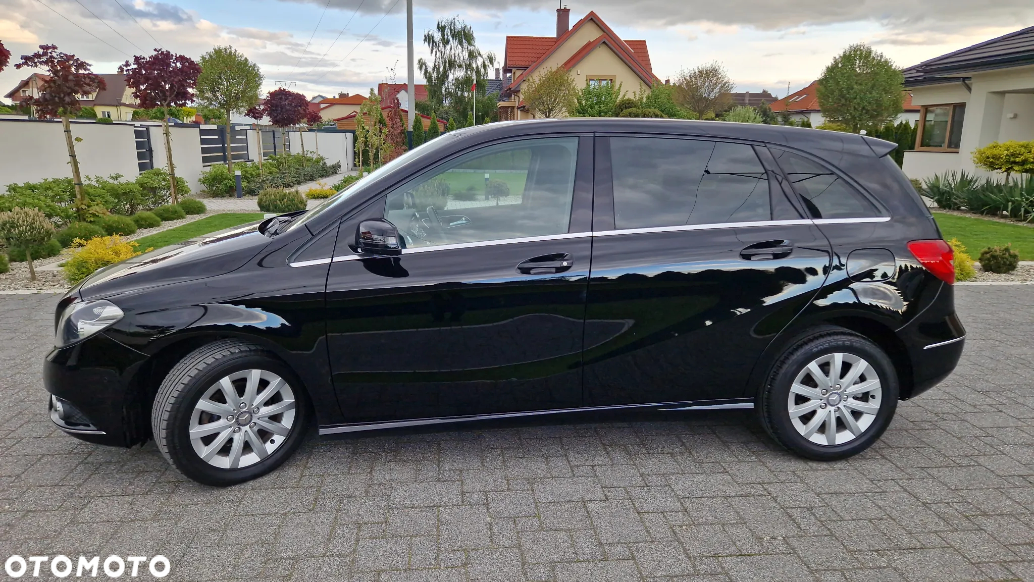 Mercedes-Benz Klasa B 180 CDI - 2