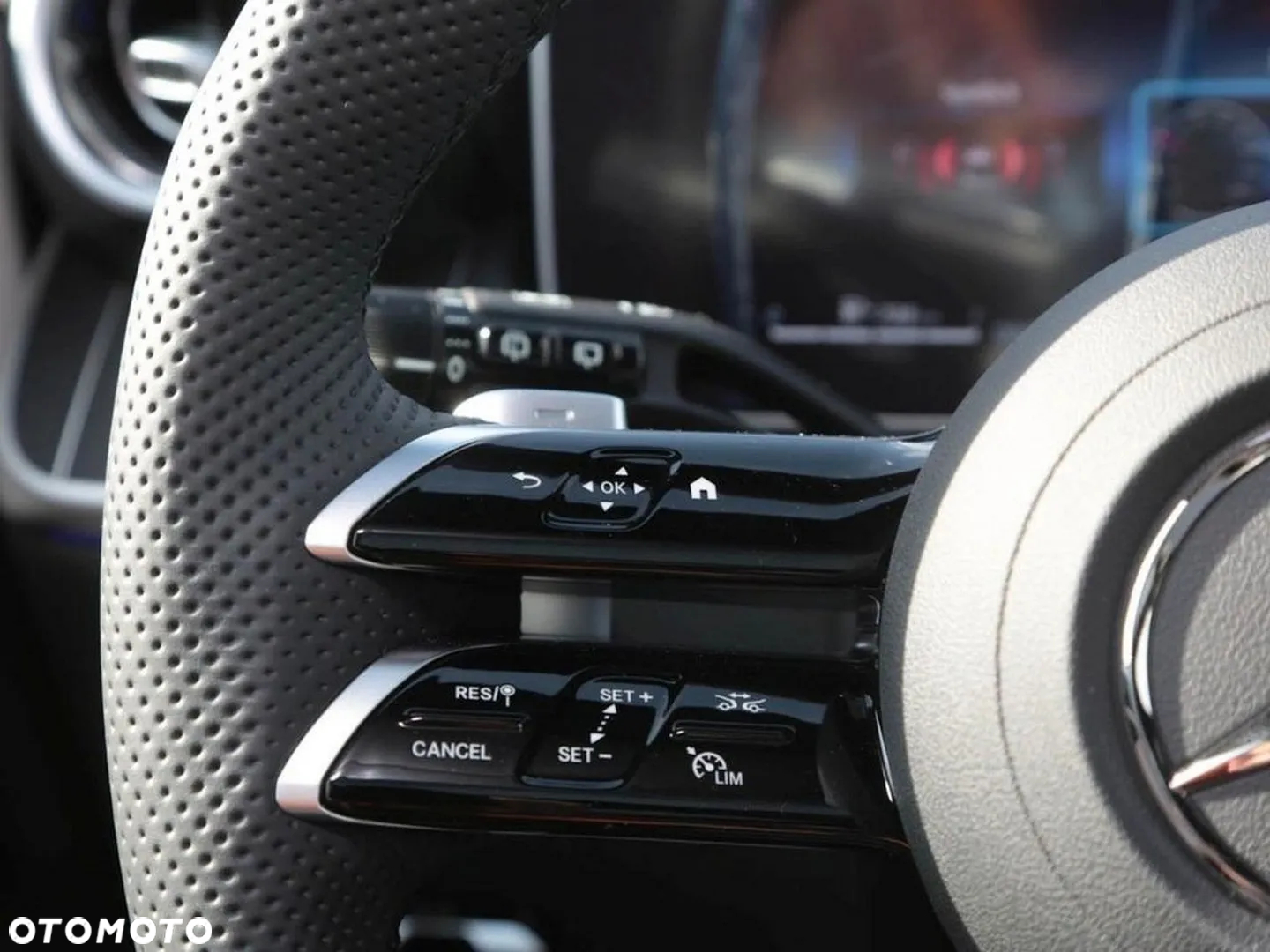 Mercedes-Benz GLC 220 d 4Matic 9G-TRONIC Edition AMG Line - 16