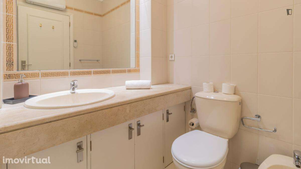 Apartamento com 1 quartos - localizado em Massarelos Porto - Grande imagem: 3/27