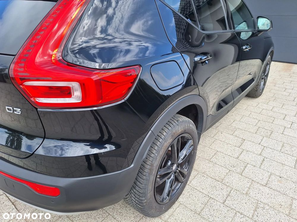 Volvo XC 40 D3 Momentum - 24