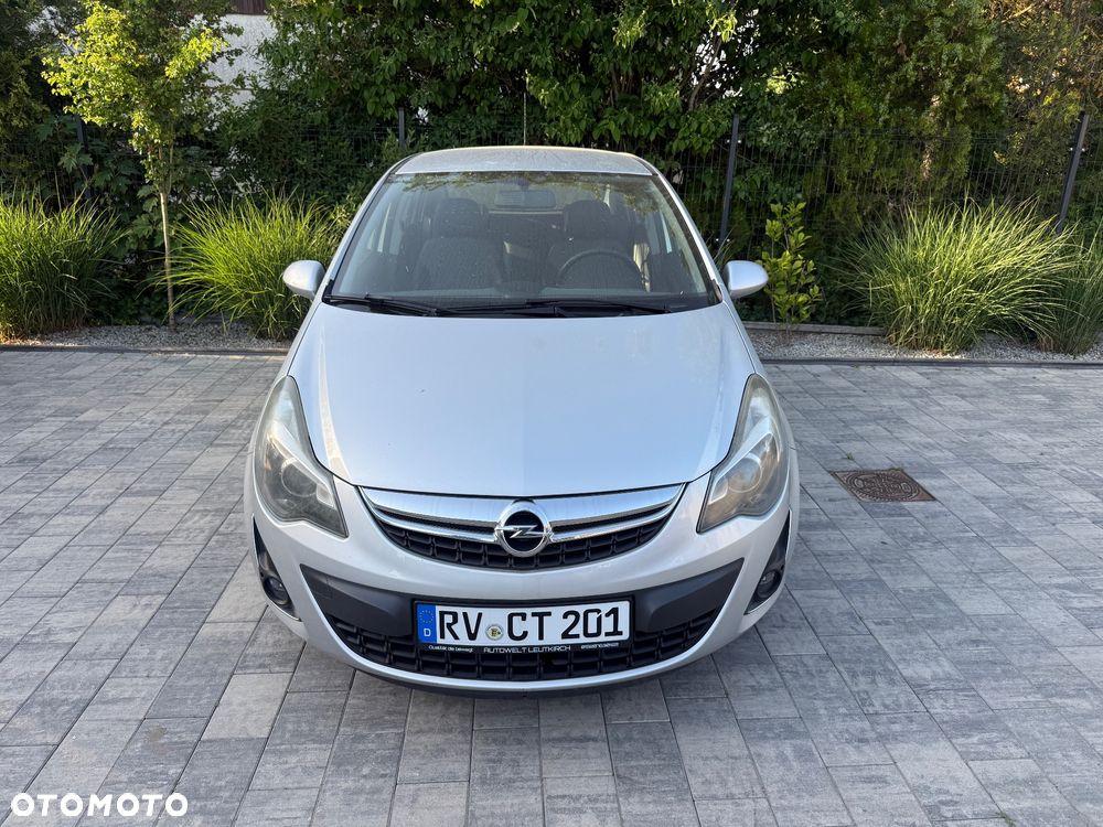 Opel Corsa 1.4 16V Cosmo - 13