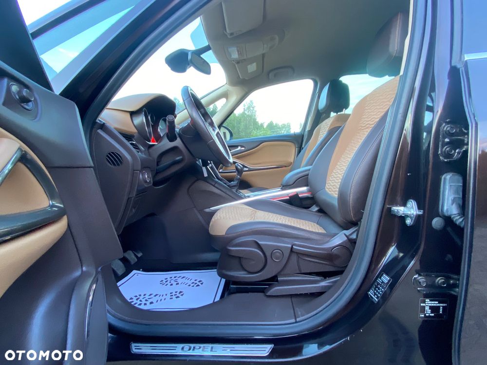 Opel Zafira Tourer 2.0 CDTI Innovation - 20