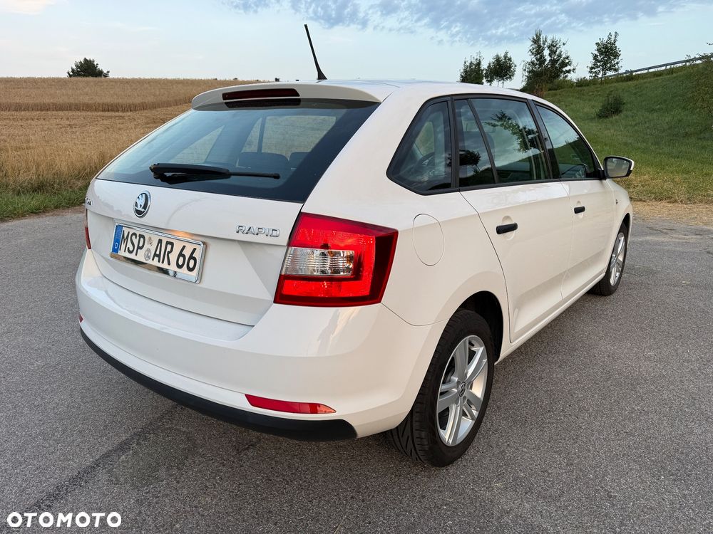 Skoda RAPID 1.2 MPI Active - 5