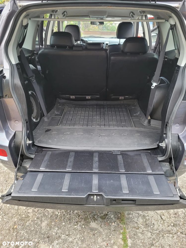 Mitsubishi Outlander - 20