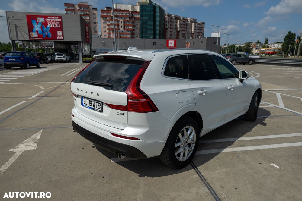 Volvo XC 60 D4 AWD Momentum - 3