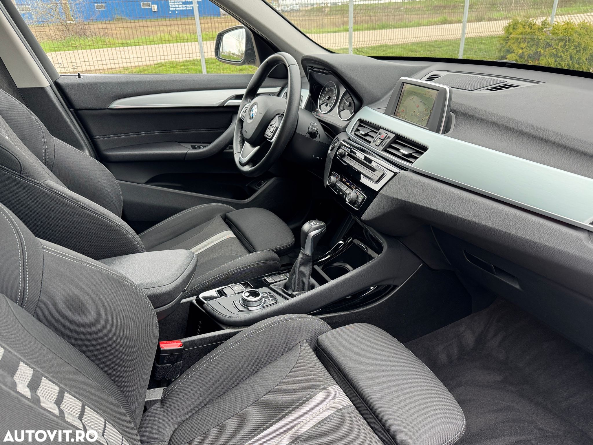 BMW X1 xDrive18d Aut. Sport Line - 12