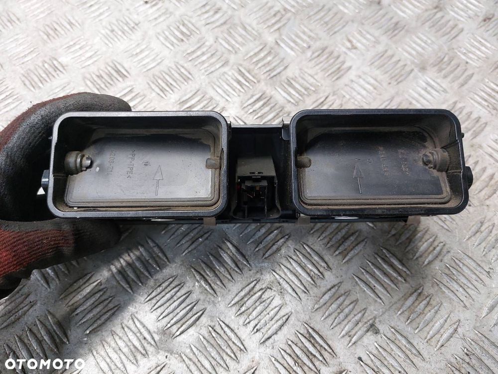 KRATKA NAWIEWU ŚRODKOWA SKODA FABIA I LIFT 6Y0820951 - 3