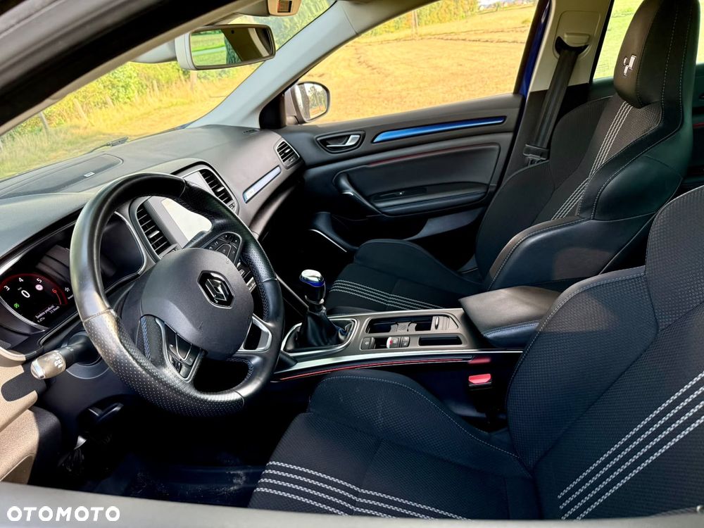 Renault Megane TCe 140 GPF GT LINE - 8