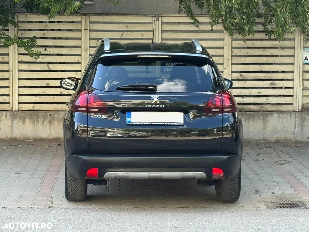 Peugeot 2008 PureTech 110 GPF Stop&Start EAT6 Allure - 3