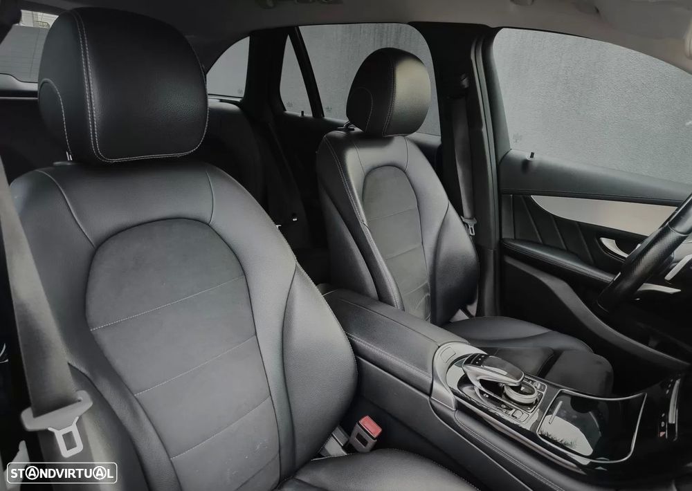 Mercedes-Benz GLC 250 d 4Matic 9G-TRONIC AMG Line - 21