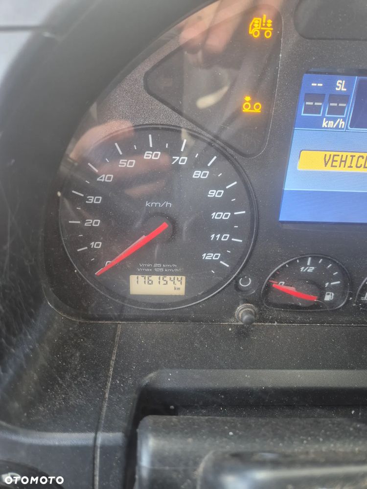 Iveco Stralis 360 - 9