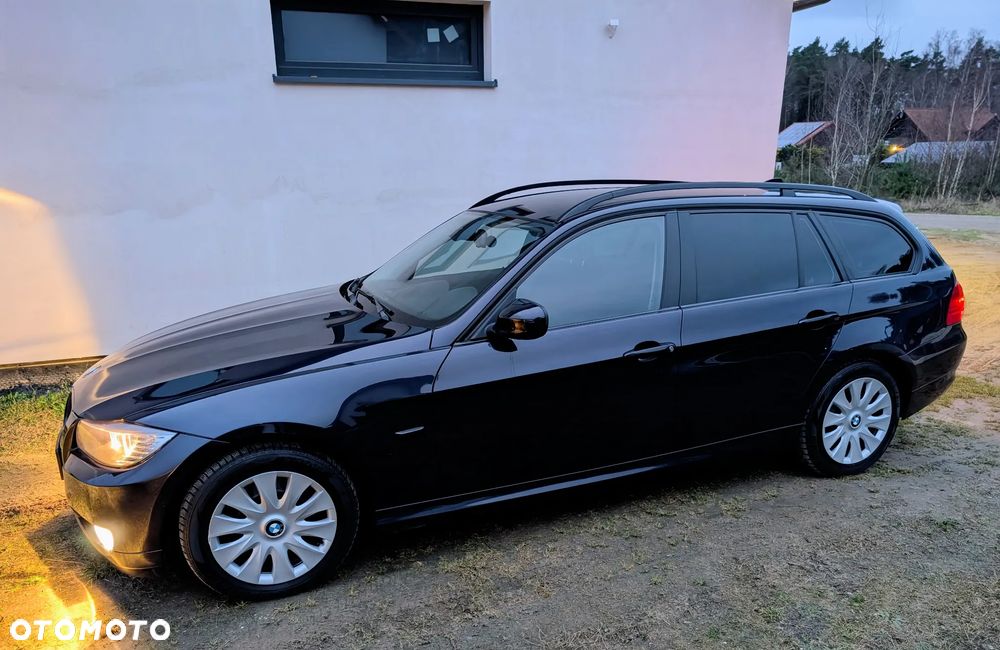 BMW Seria 3 318d - 24