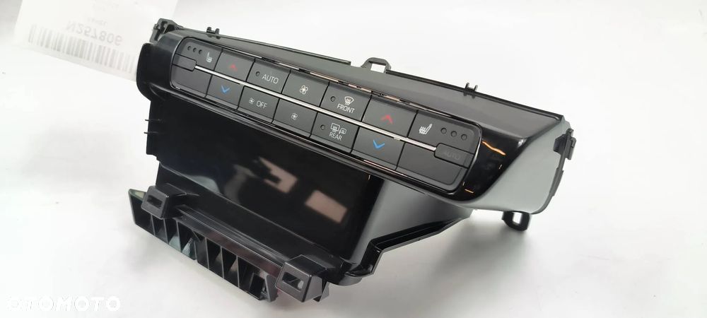 TOYOTA MIRAI II FCEV 2021 5590062140 Panel klimatyzacji - 1